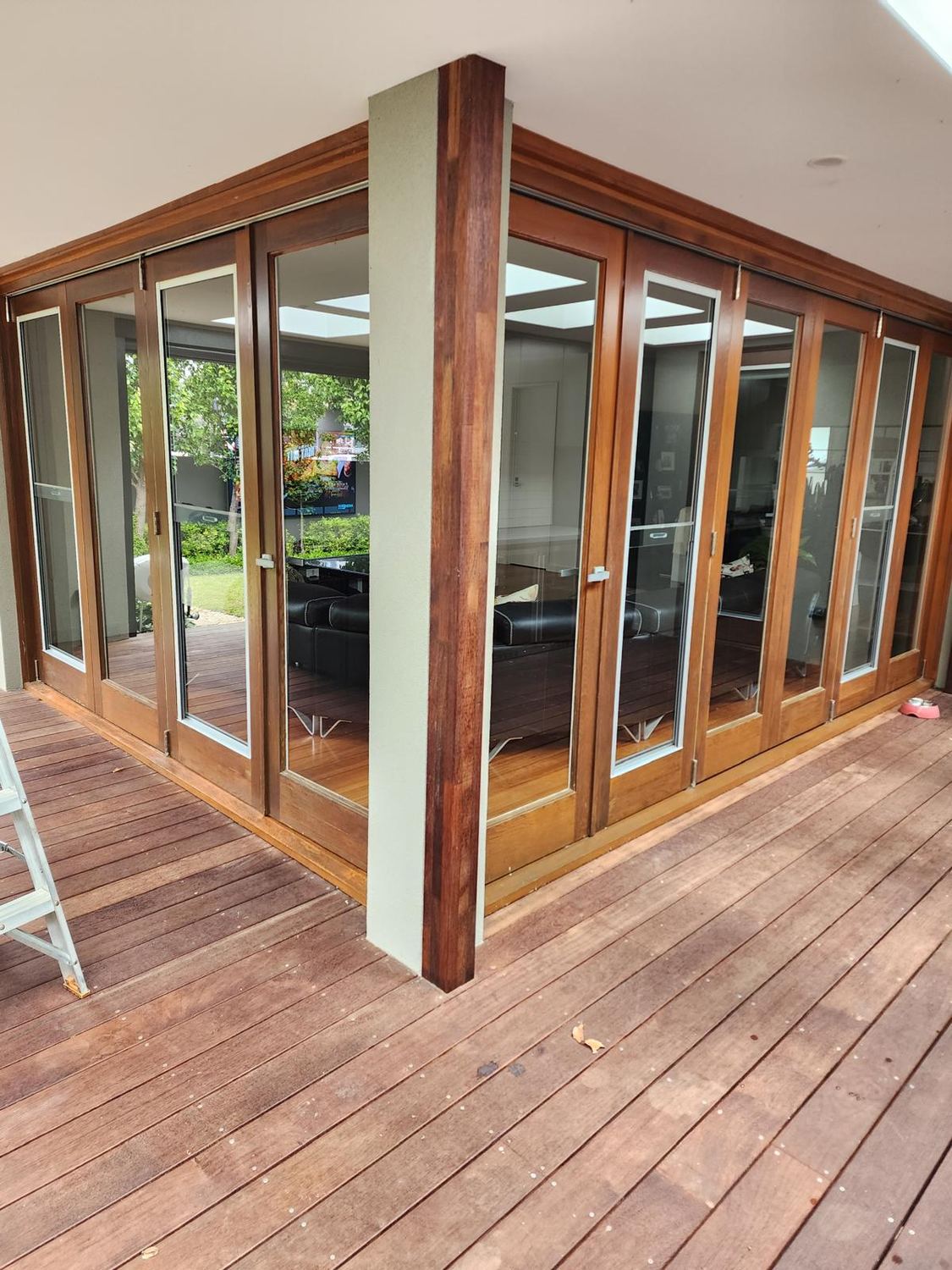 PrimePane window cleaning detail